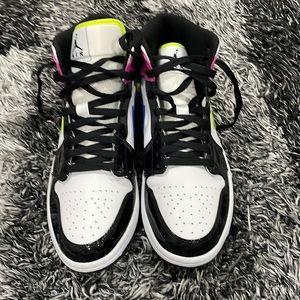 Jordan 1 multicolor size 10.5
